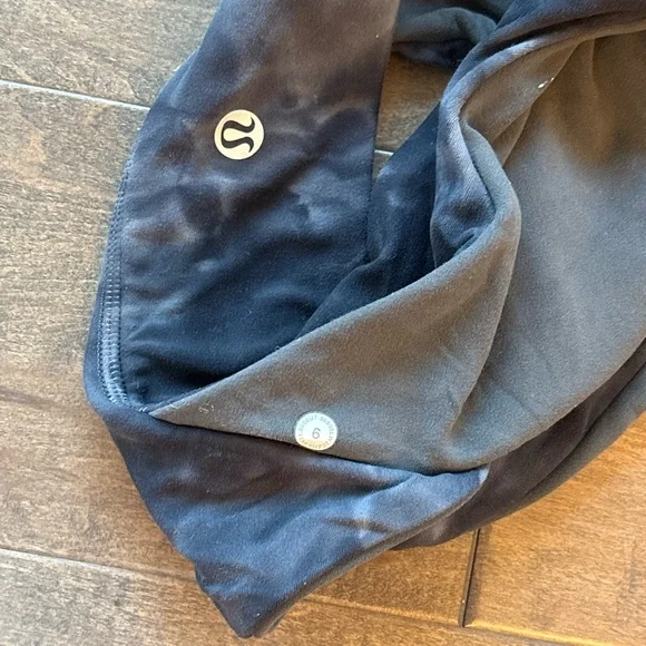 Lululemon Align Reversible Black Medium Support Sports Bra (no padding) - Picture 4 of 4